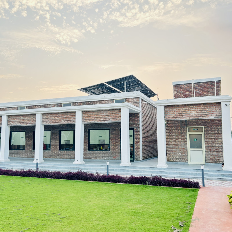 Hybrid Solar with NET Metering benefits at Library