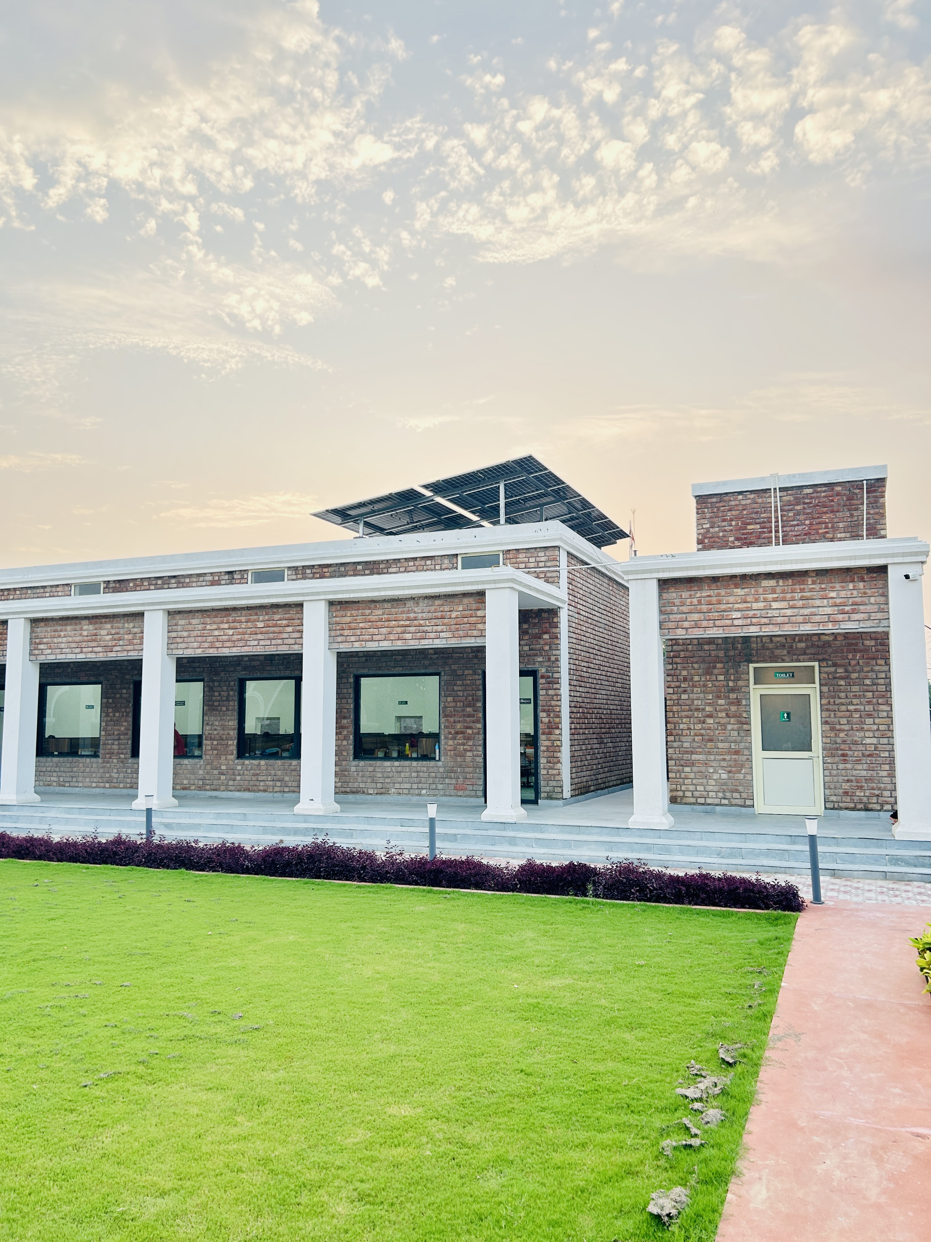 Hybrid Solar with NET Metering benefits at Library
